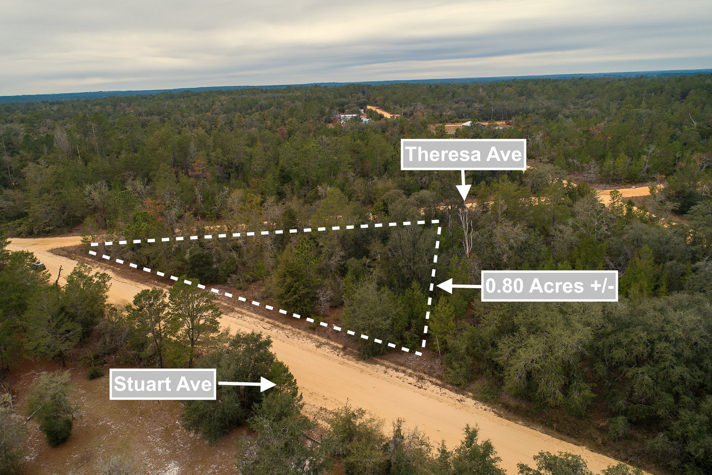 0.80 Acres Corner Lot In Interlachen