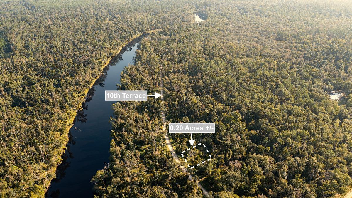 0.20 Acres Land For Sale Near Lake In Live Oak