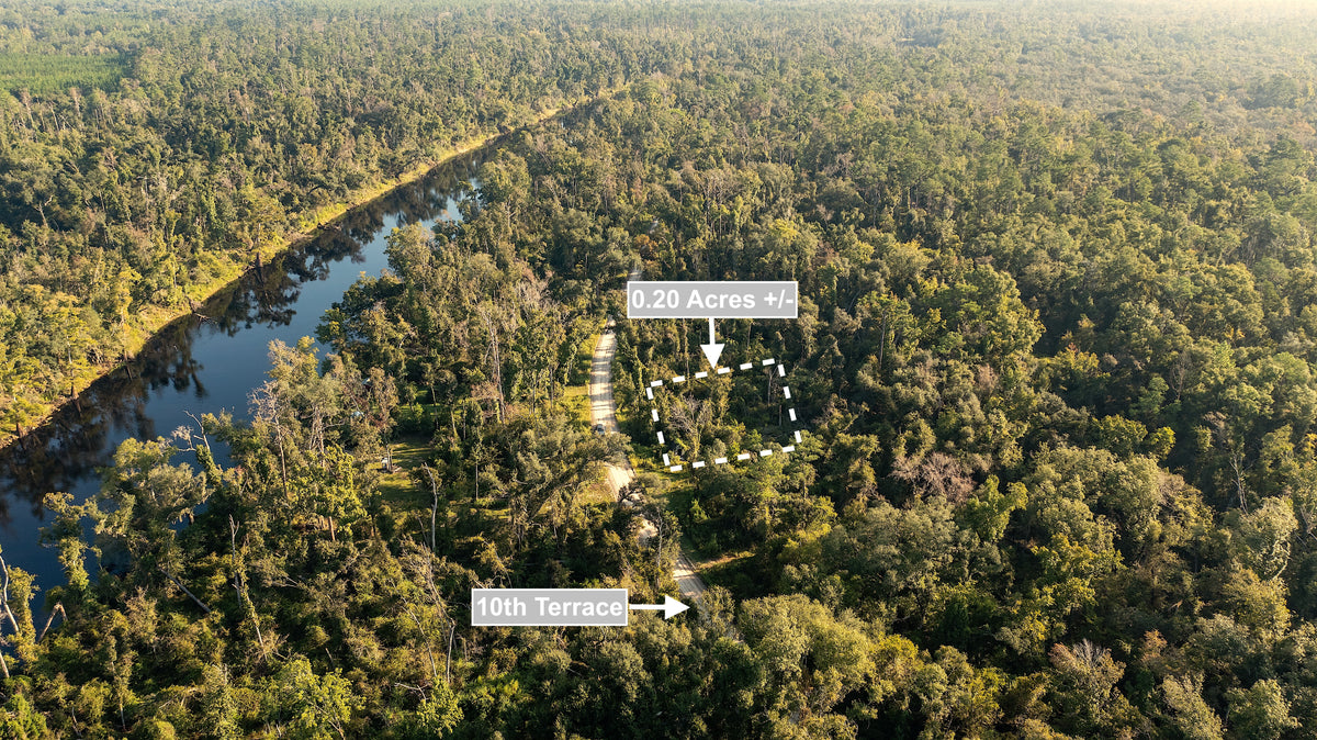 0.20 Acres Land For Sale Near Lake In Live Oak