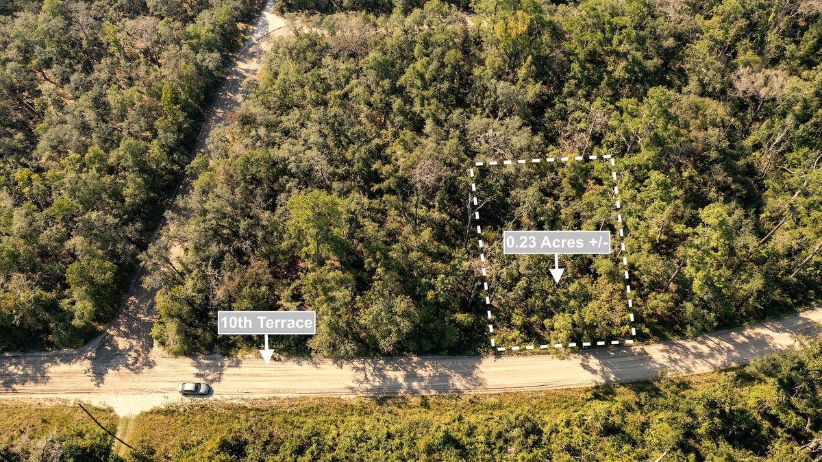 0.23 Acres Land For Sale Near Lake In Live Oak