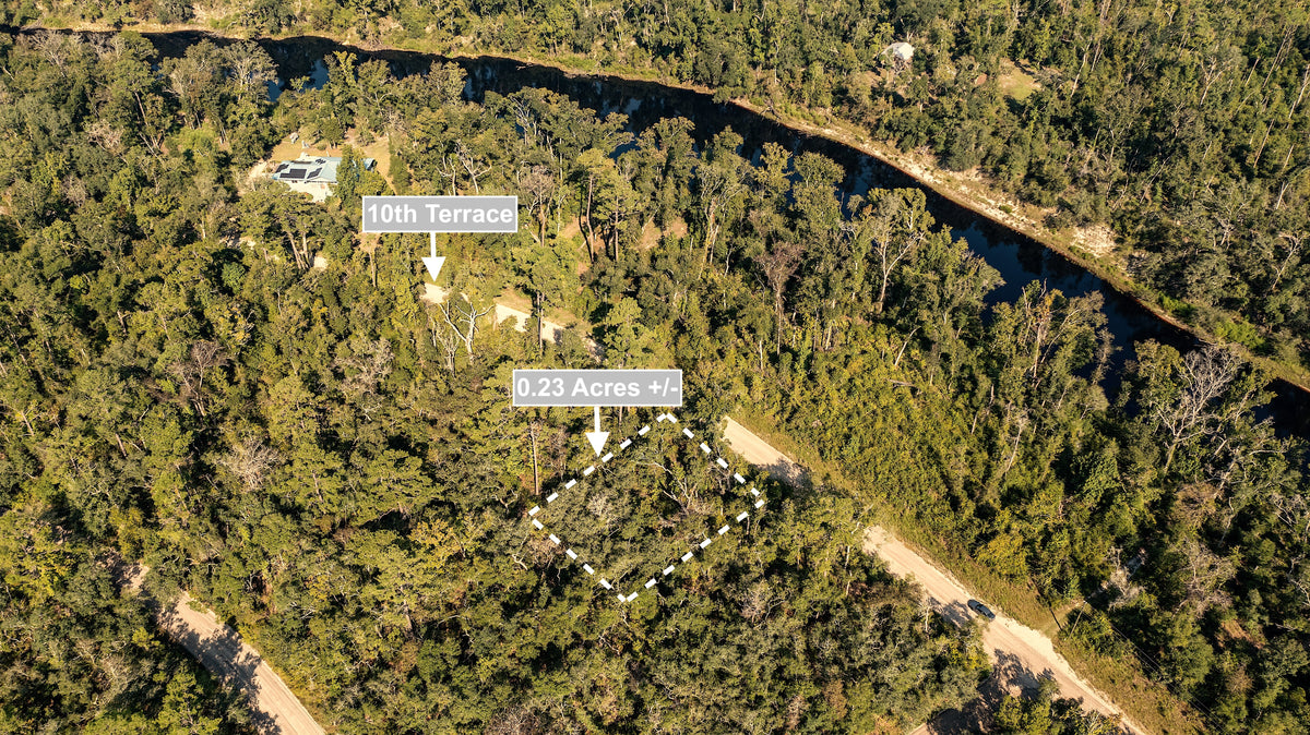 0.23 Acres Land For Sale Near Lake In Live Oak