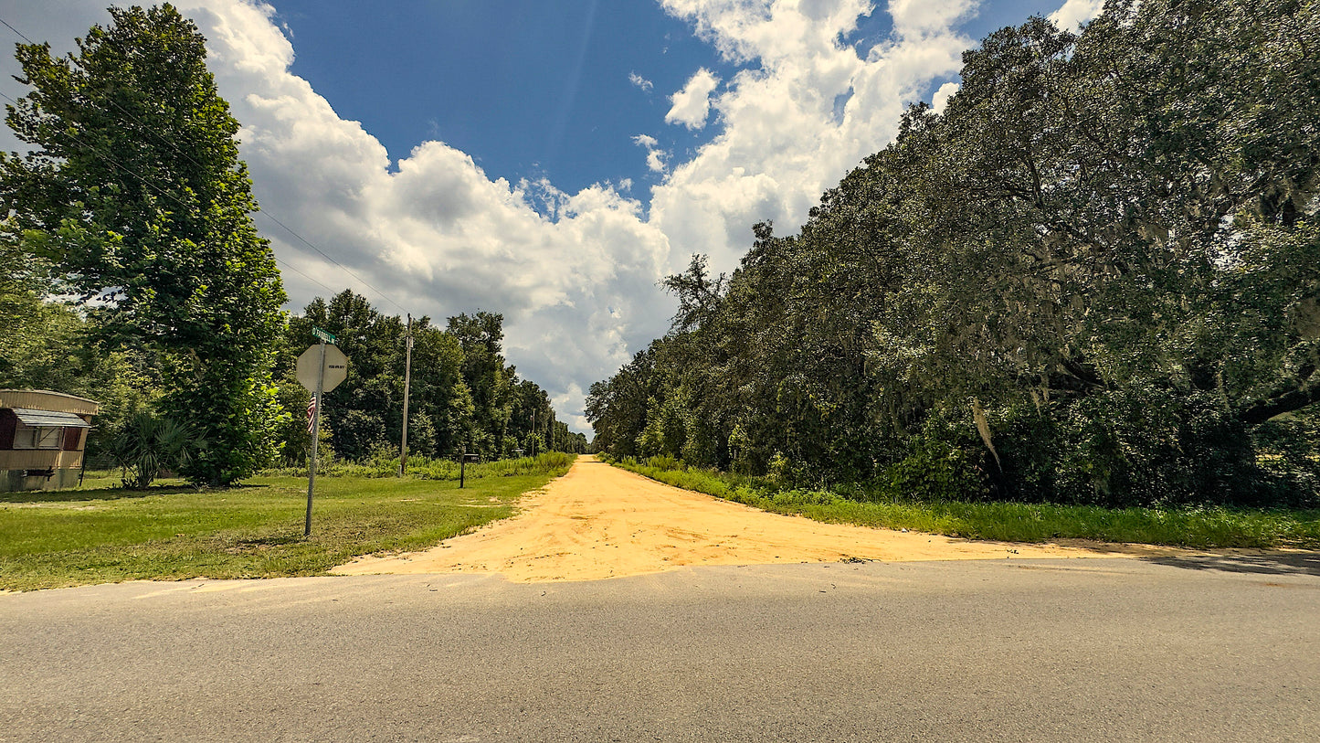 0.43 Acres Land For Sale In Interlachen